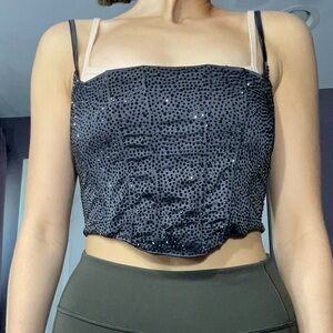 Windsor Elegant Black Top